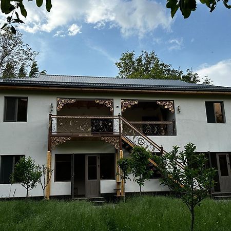 Hayat Guesthouse Nuratau Mountains Yukary-Ukhum Eksteriør bilde